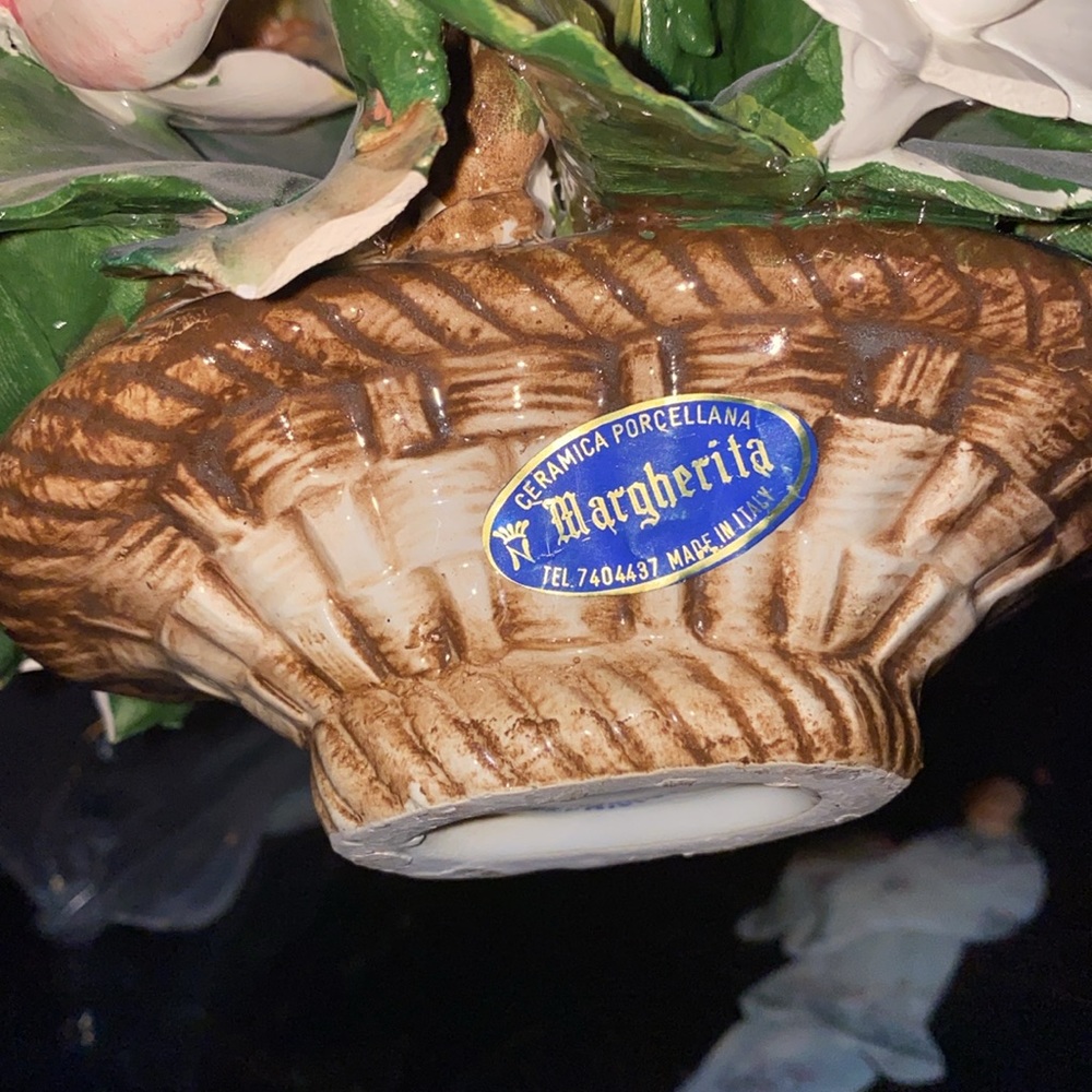 Vintage Capodimonte Porcelain Flower Basket minor chips please see pictures - Picture 5 of 7